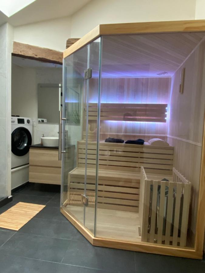 Charmant Appartement Avec Spa Fontenay-le-Comte Eksteriør billede